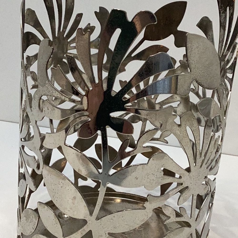 🌺 Bath & Body Works Tall Metal Candle Holder with Flowers - Picture 5 of 10